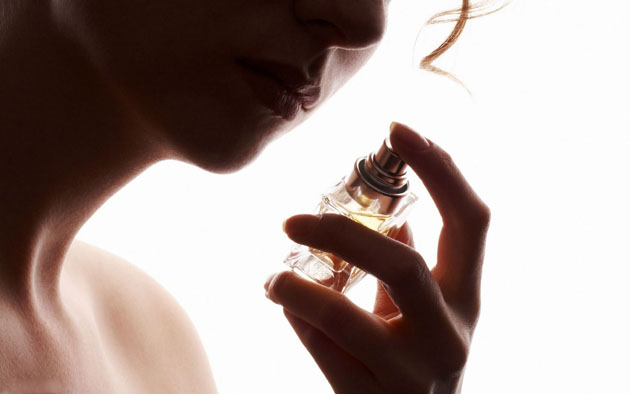 Как выбирать и наносить парфюм