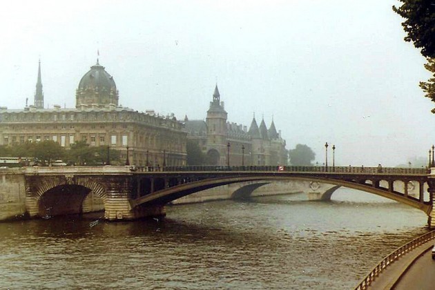 Мост Нотр-Дам "Чертов мост" (Pont Notre-Dame)