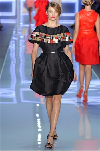 Коллекция женской одежды Dior весна-лето 2012